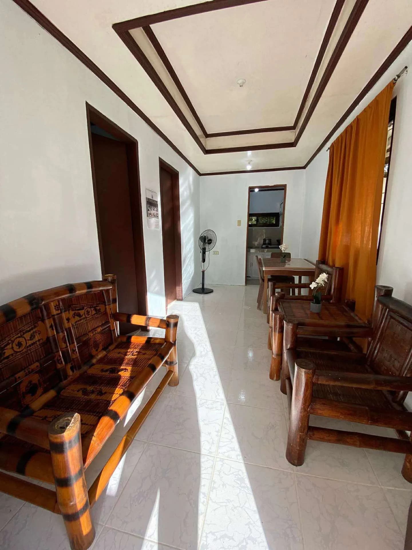 Middle Size Room room